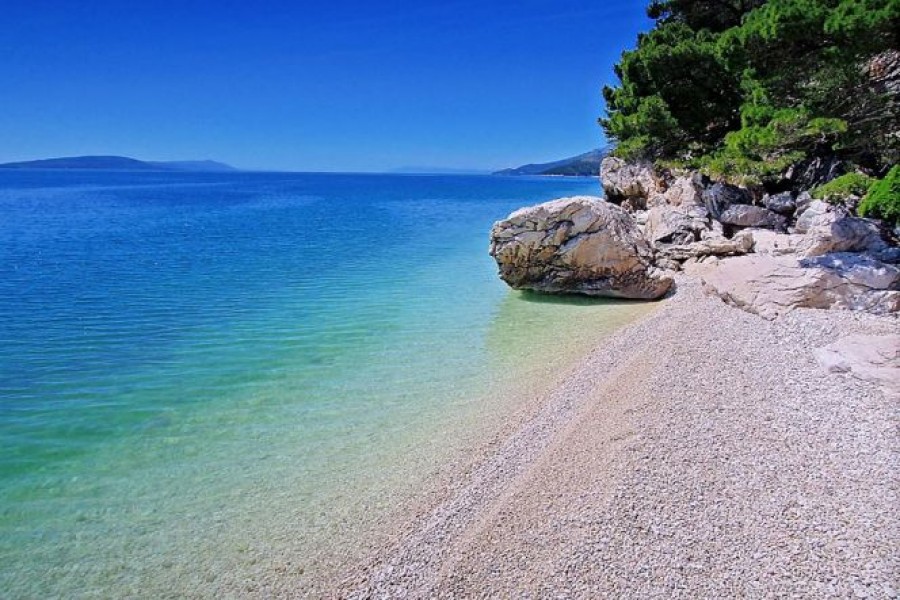 02-beach
